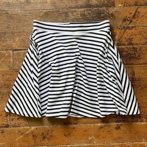 PINK Victoria’s Secret Skirt